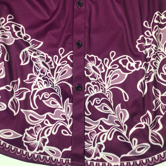 Zulily Large Purple Button Down Tunic with White Flower Trim - Picture 8 of 9